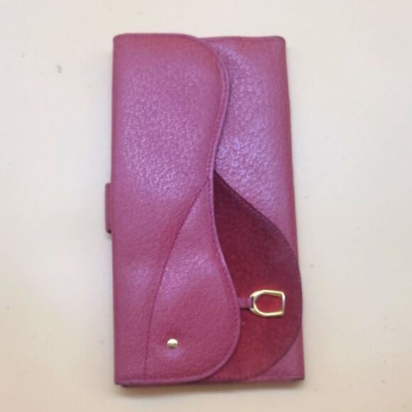 Authentic Gucci Wallet  - Picture 1 of 11